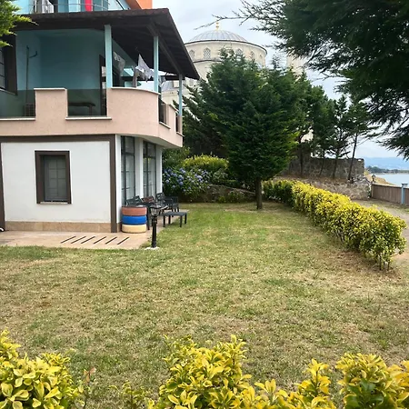 Seyran Seaside - 1-garden Floor شقة