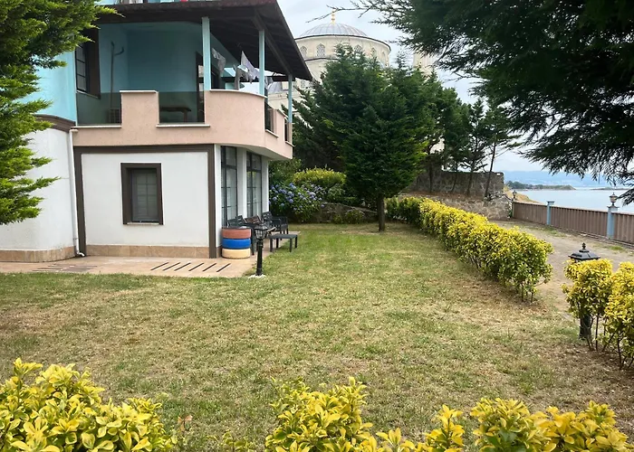 Seyran Seaside - 1-garden Floor Daire